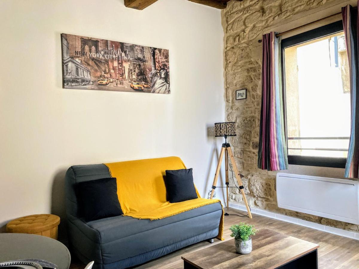 Immeuble 3 Apparts Centre Historique St Gilles Maisoncarreeconciergerie Сан-Жил Екстериор снимка
