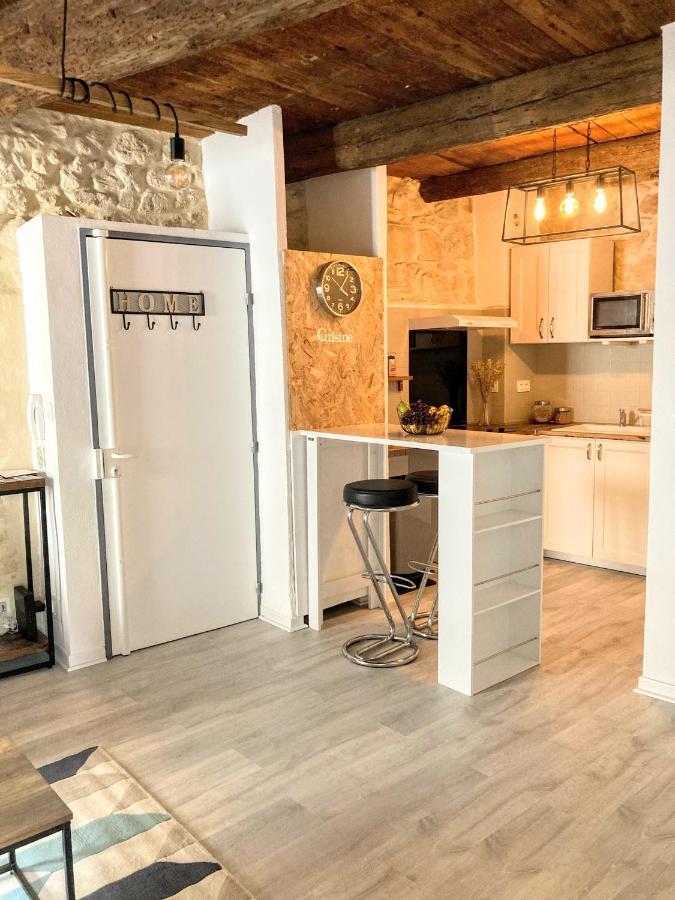 Immeuble 3 Apparts Centre Historique St Gilles Maisoncarreeconciergerie Сан-Жил Екстериор снимка