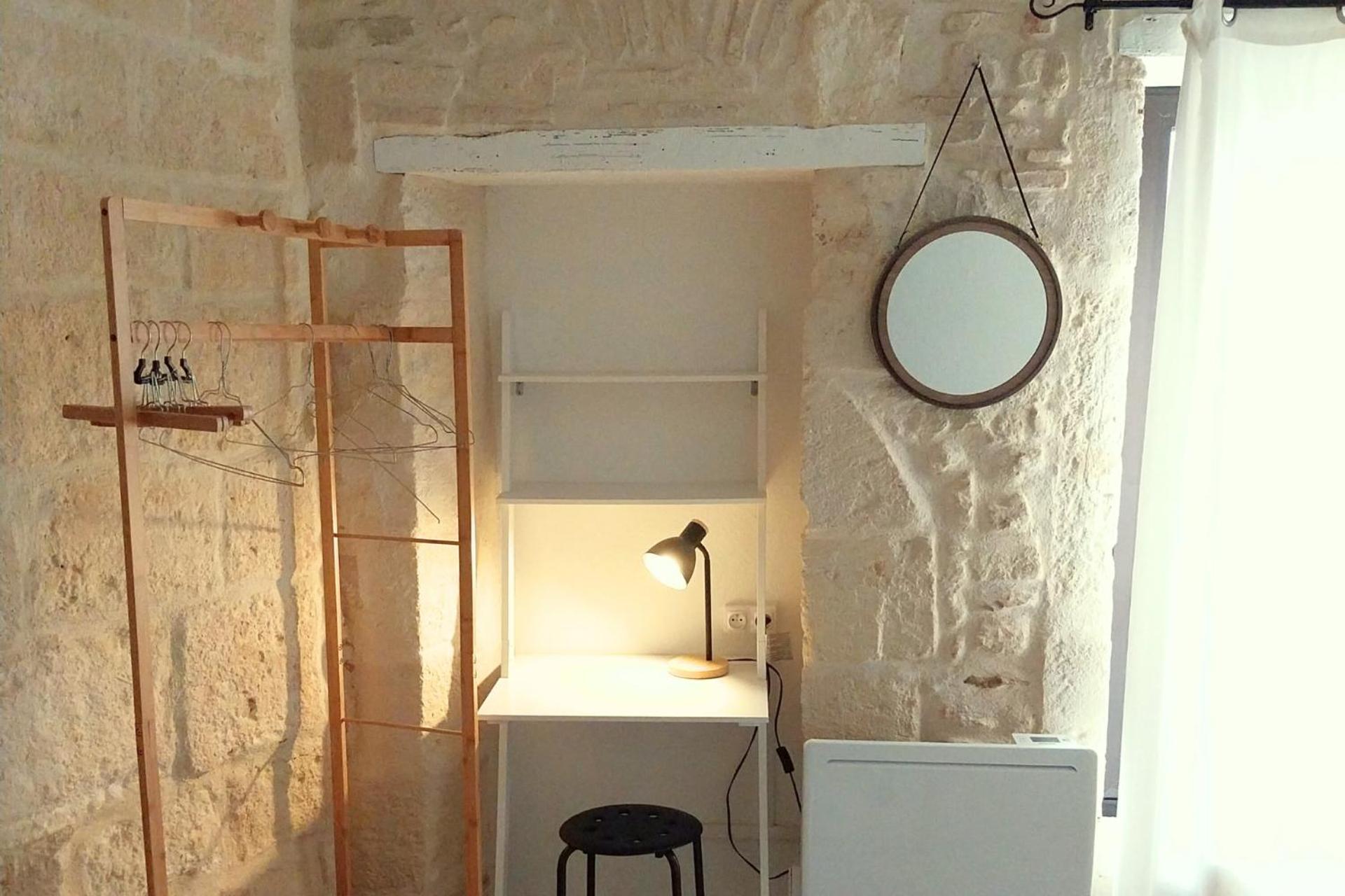 Immeuble 3 Apparts Centre Historique St Gilles Maisoncarreeconciergerie Сан-Жил Екстериор снимка